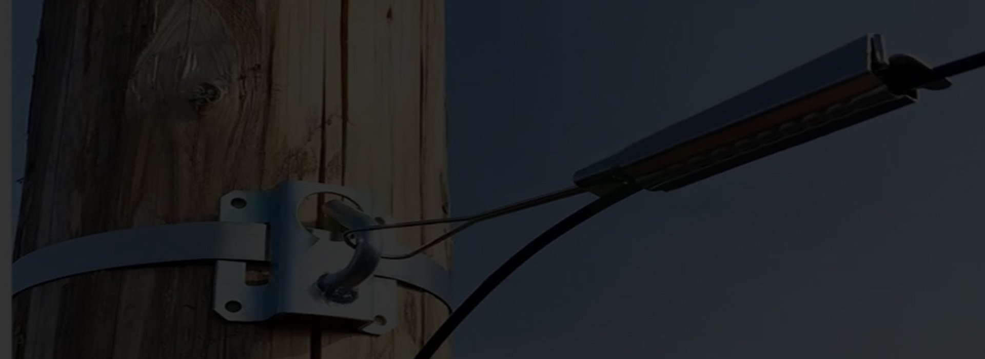 Fiber Optic Cable Clamp