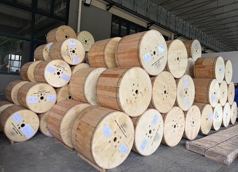 fiber optic cable
